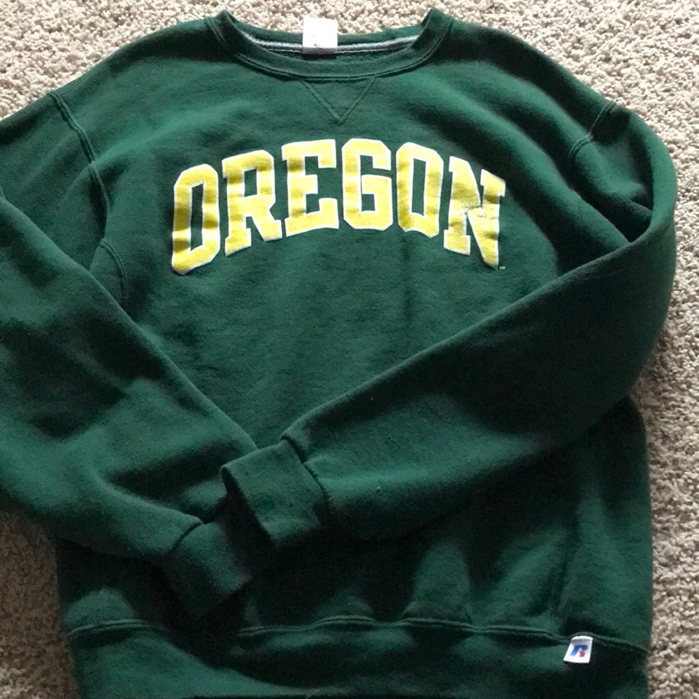 oregon crew neck.